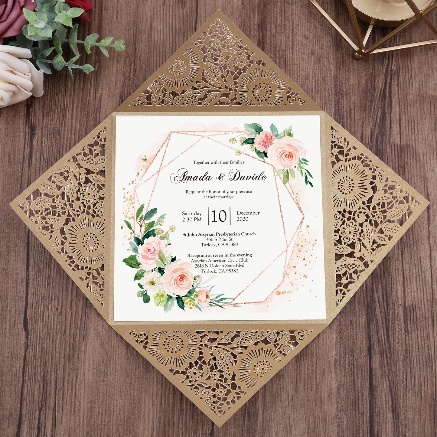 Square Gold Lase-cut Lace Flower Pattern Wedding Invitations