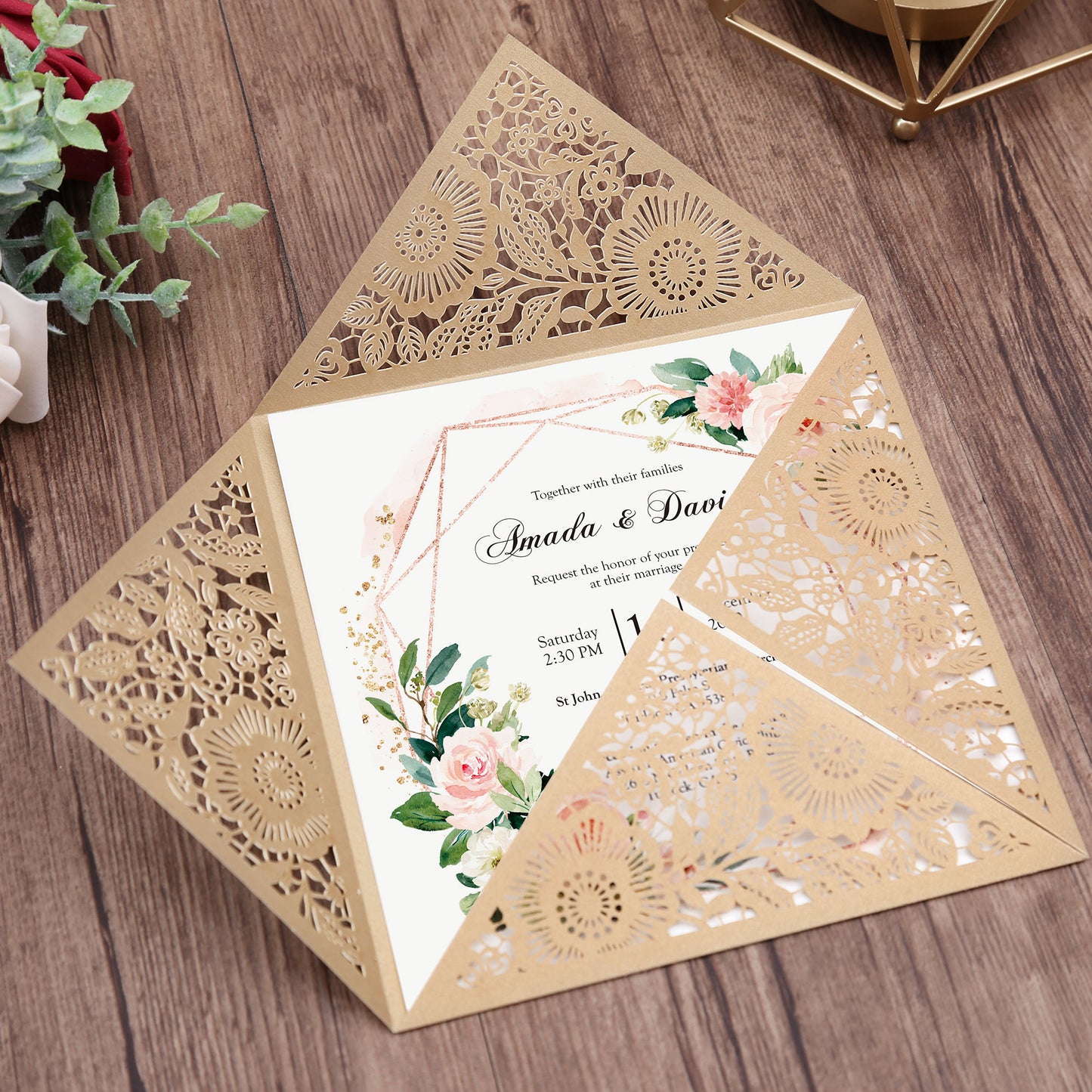 Square Gold Lase-cut Lace Flower Pattern Wedding Invitations
