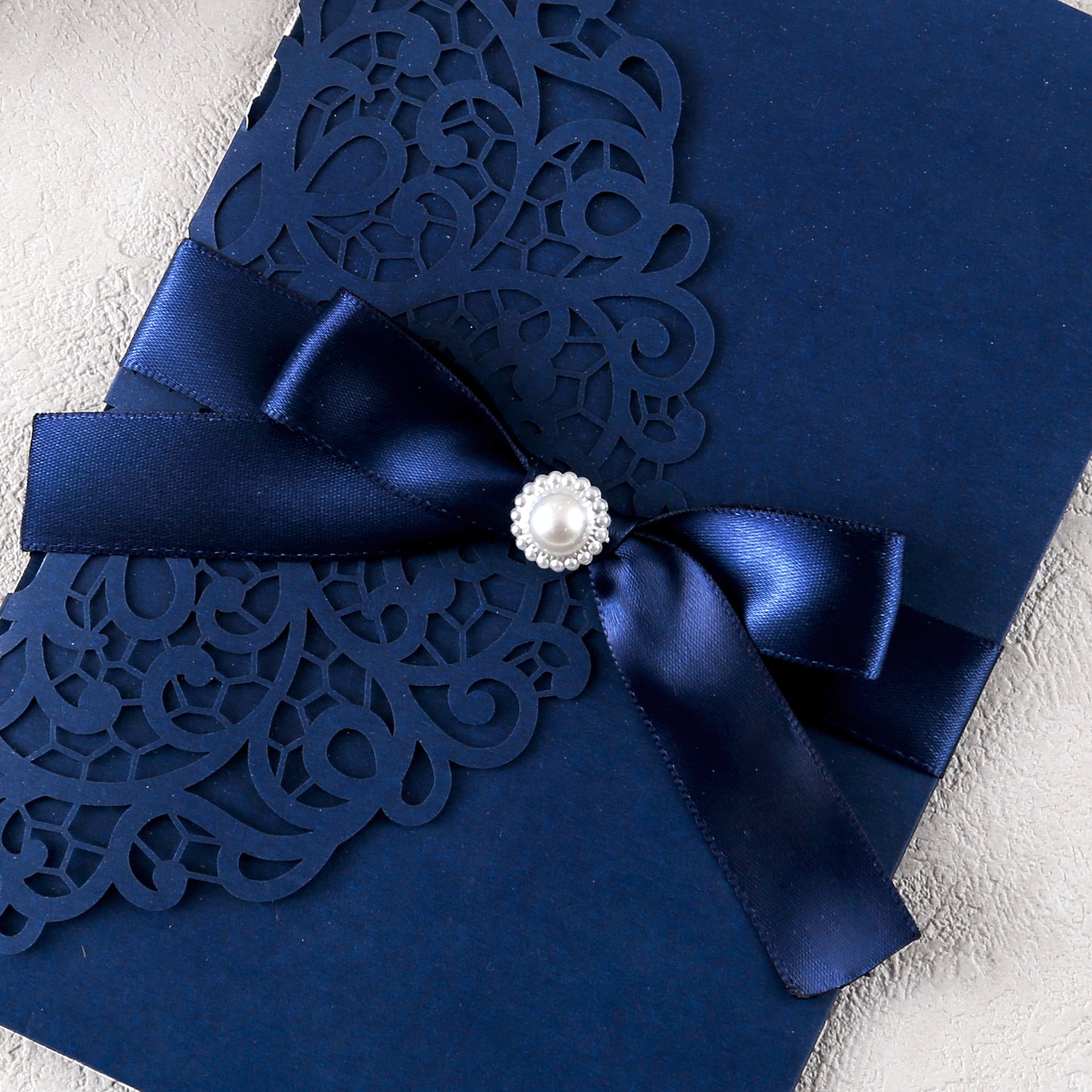 4.7 x7 inch Blue Laser Cut Hollow Rose Quinceanera Invitations Cards with Envelopes for Quinceanera Party