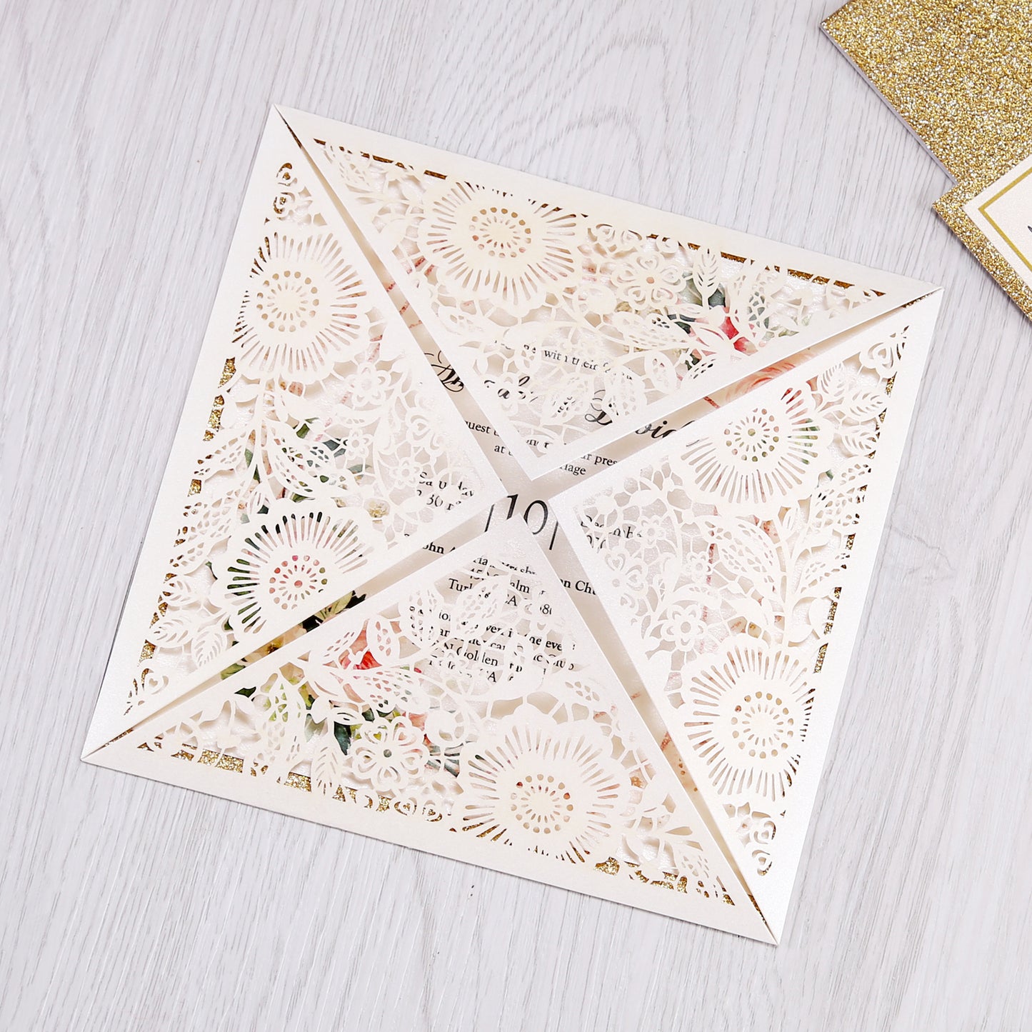 Square Ivory Lase-cut Lace Flower Pattern Wedding Invitations