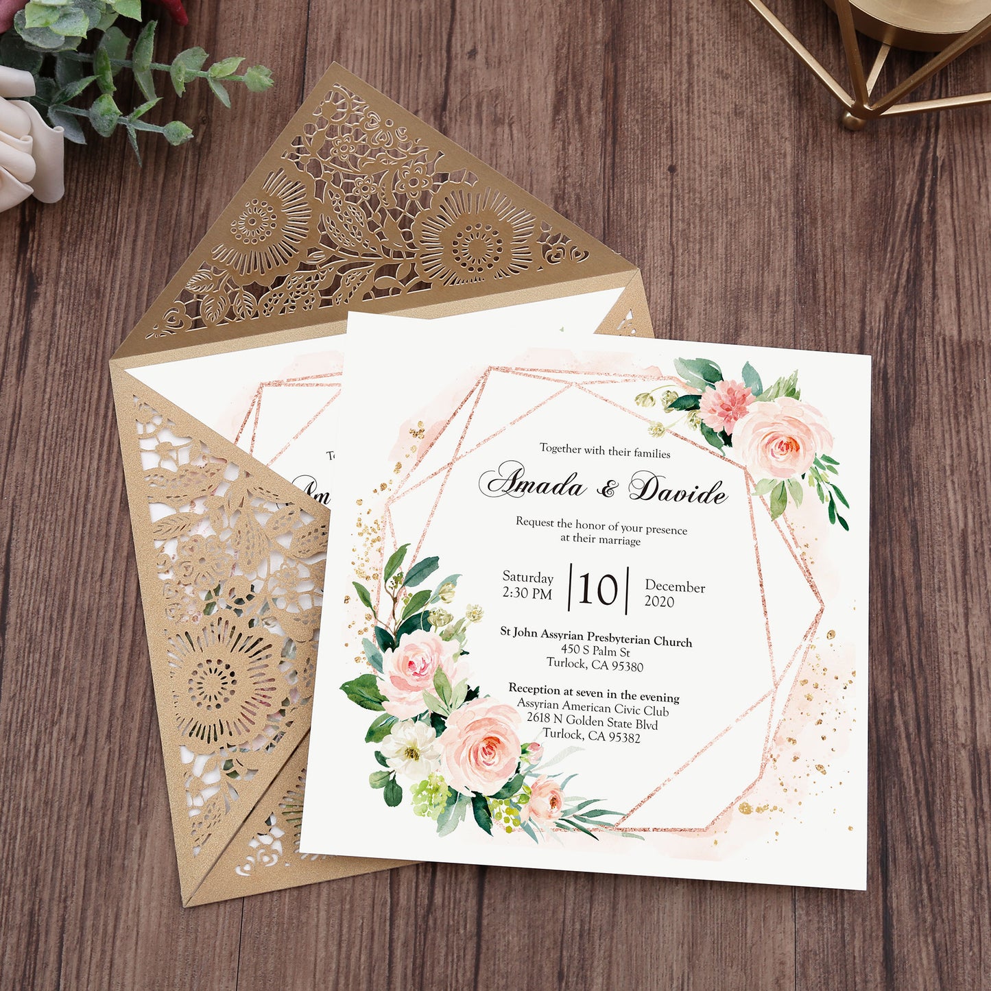 Square Gold Lase-cut Lace Flower Pattern Wedding Invitations