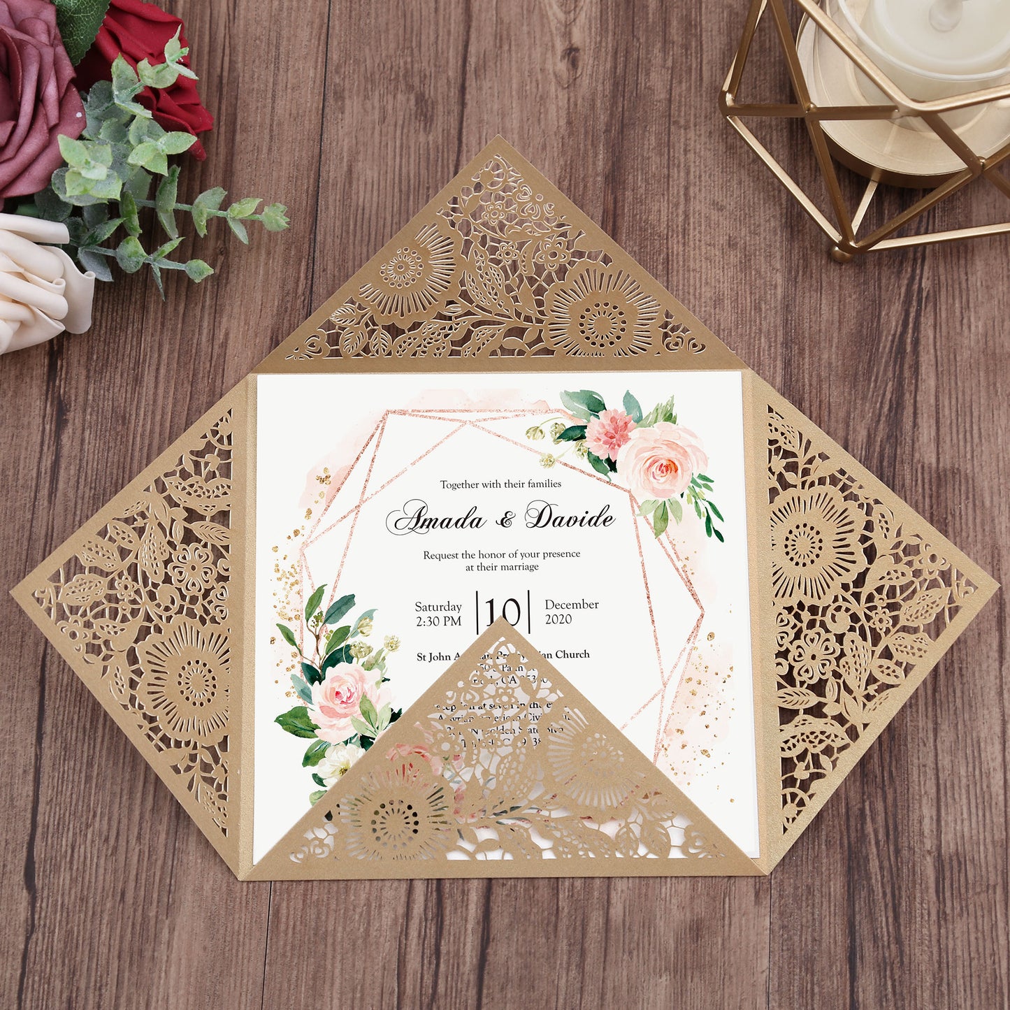 Square Gold Lase-cut Lace Flower Pattern Wedding Invitations