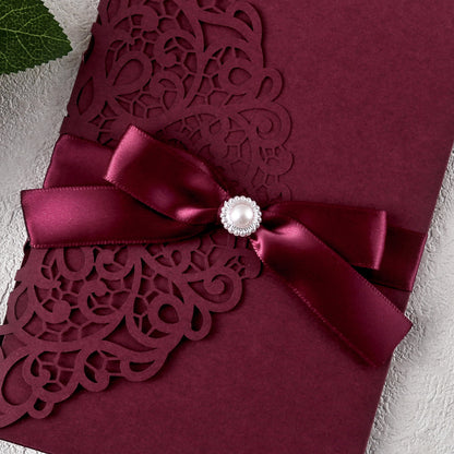 4.7 x7 inch Burgundy Laser Cut Hollow Rose Quinceanera Invitations Cards with Envelopes for Quinceanera Party
