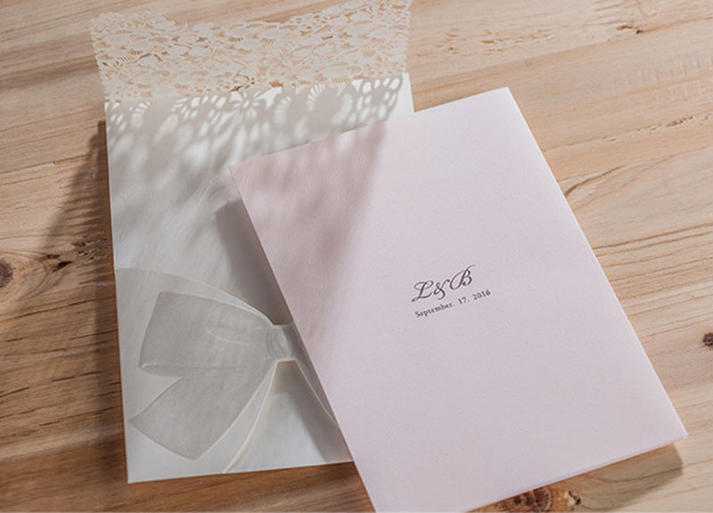 100pcs Vertical Laser Cut White Hollow Flora Wedding Invitation with envelope,with insert - DorisHome